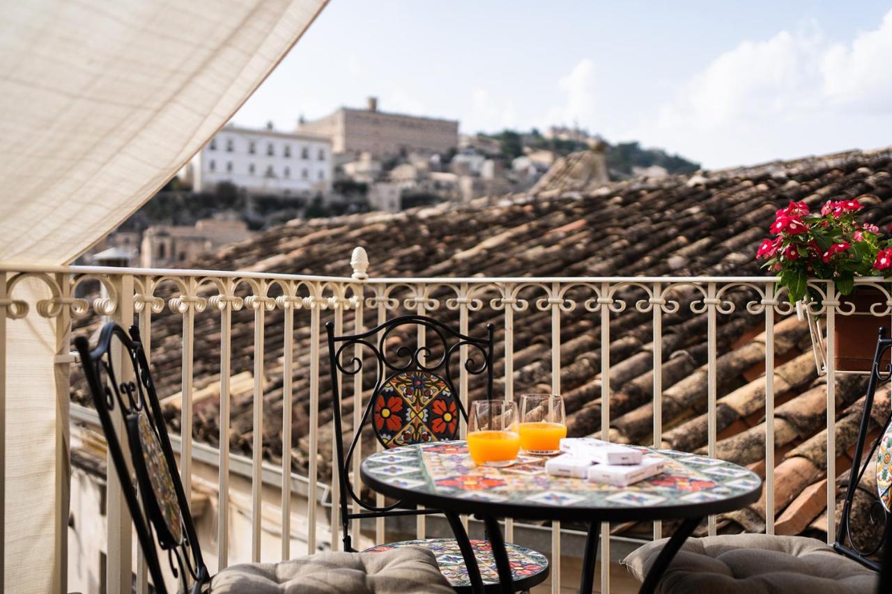 Le Cacinare Apartment Modica Bagian luar foto