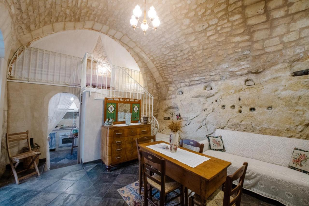 Le Cacinare Apartment Modica Bagian luar foto