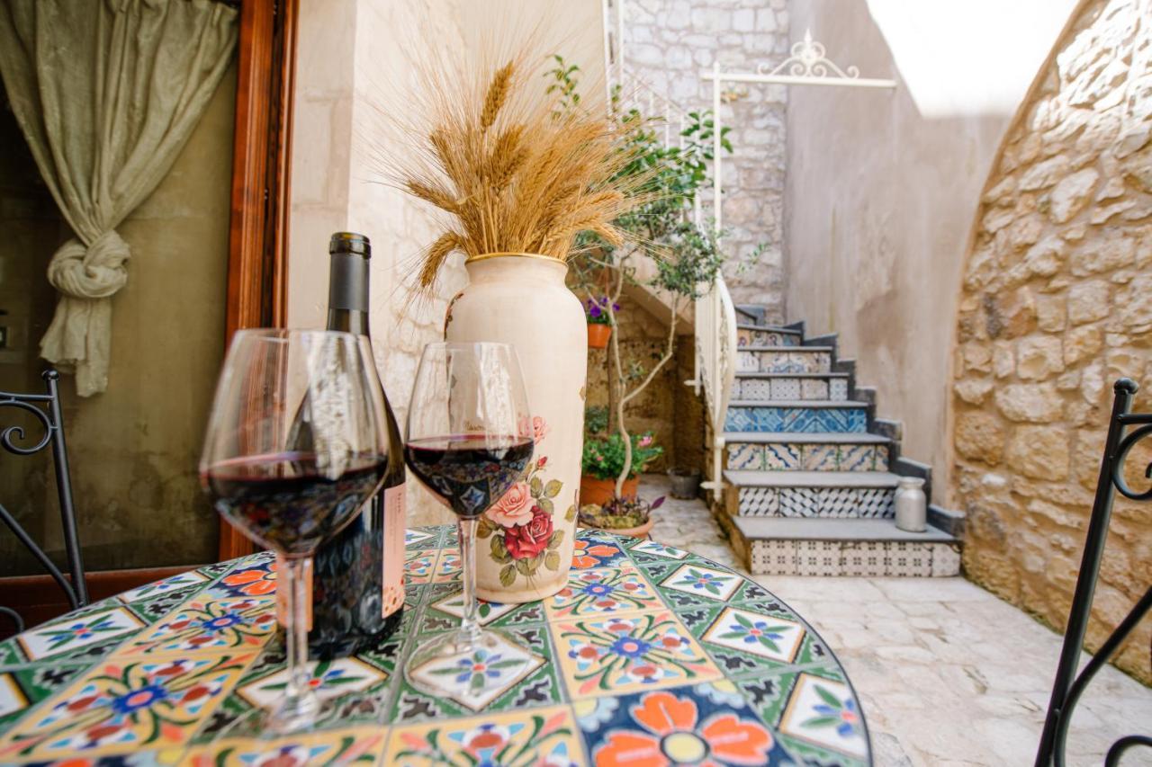Le Cacinare Apartment Modica Bagian luar foto